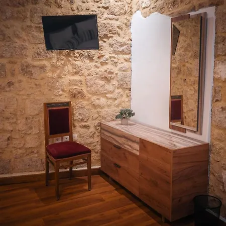 Casa Praxitelous